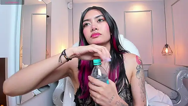 AzuraKindong online show from 03-13-25, 10:10