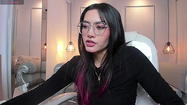 AzuraKindong online show from 10-21-25, 07:13