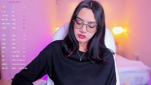 AzuraKindong online show from 04-02-26, 12:01