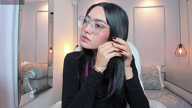 AzuraKindong online show from 11-06-25, 07:07