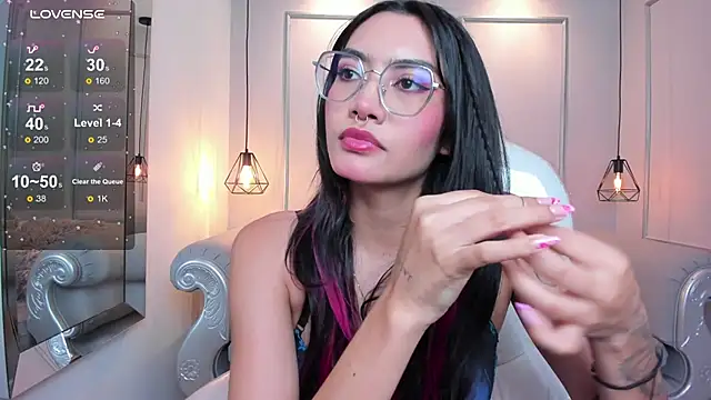 AzuraKindong online show from 09-11-25, 07:25