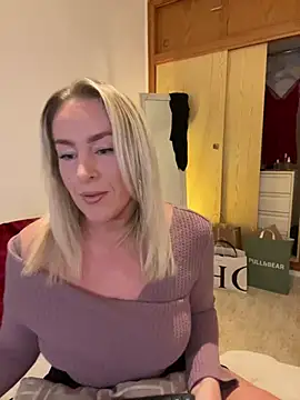 ChristyAdair online show from 12-24-24, 08:38