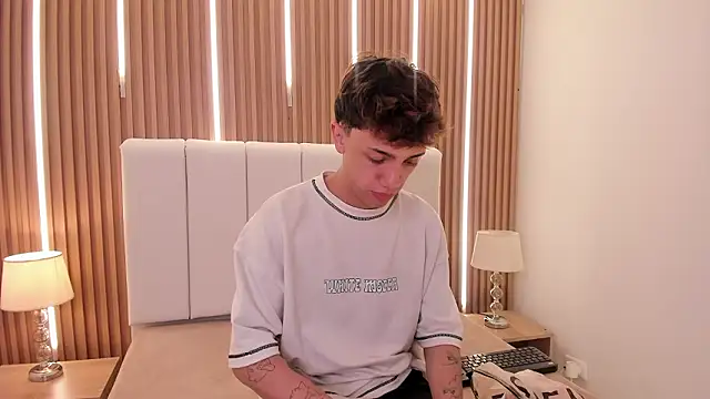 Tomy Rox online show from 02-07-26, 07:33