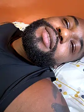 Dancelwashington online show from 10-26-25, 02:50