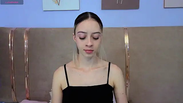 sophiia grey 1 online show from 09-22-25, 08:59