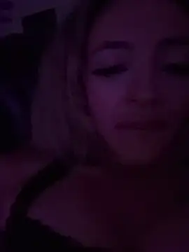 Snapshot of greedybratt chatting on 02-23-25, 03:35 greedybratt online show from 02-23-25, 03:35