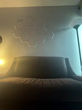 greedybratt online show from 04-13-26, 07:29