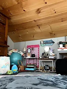 DanaeJustine online show from 10-16-25, 04:48