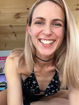 DanaeJustine online show from 11-11-25, 11:53