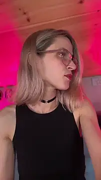 DanaeJustine online show from 05-21-26, 09:45