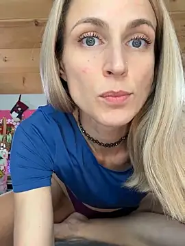 DanaeJustine online show from 12-02-25, 08:43