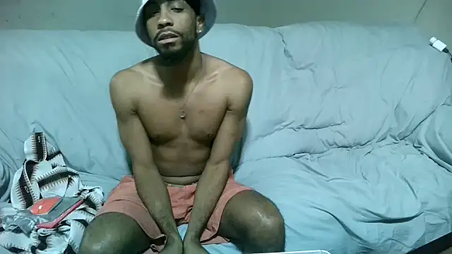 Snapshot of ExoticVibes69 chatting on 11-17-25, 01:42 ExoticVibes69 online show from 11-17-25, 01:42