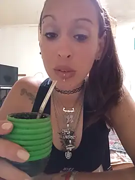 Zorrita Fox online show from 12-23-25, 01:16