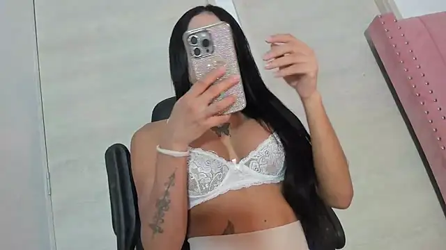 Madi hotgod online show from 01-08-25, 02:35