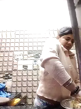 Snapshot of Husnpari20 chatting on 01-22-25, 01:42 Husnpari20 online show from 01-22-25, 01:42