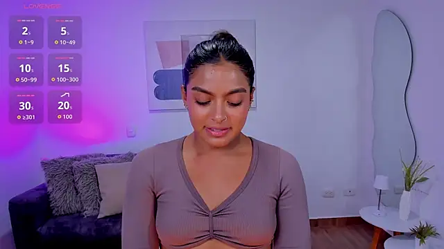 amandaconner online show from 10-23-25, 01:04