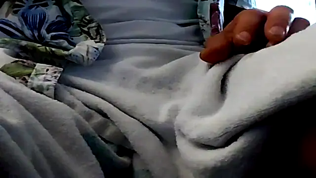 Pegg-fist-me online show from 06-07-26, 05:23