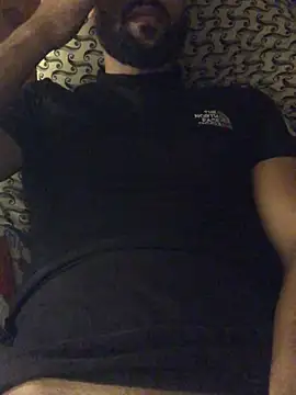 Snapshot of ClatteryPrexy chatting on 01-01-25, 06:27 ClatteryPrexy online show from 01-01-25, 06:27