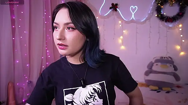 Ahri howl sweet online show from 12-18-25, 10:24