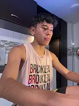 Angel esteban fx online show from 03-10-26, 12:36