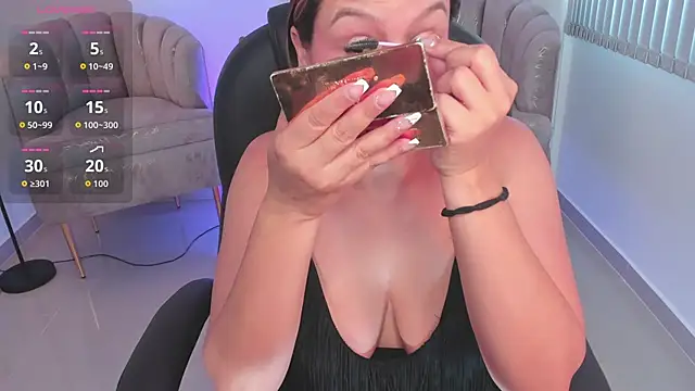 Aida adams online show from 10-08-25, 03:24