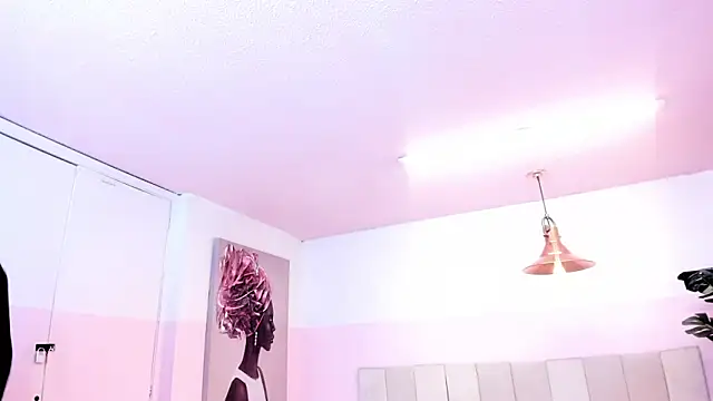 Red lady online show from 01-14-25, 06:56