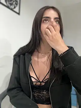 hannacruzsj online show from 12-04-25, 04:44