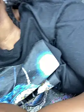 MsWhiteChocolatte online show from 12-19-25, 04:31