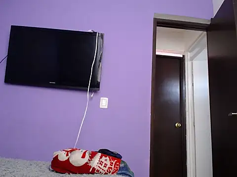 Snapshot of Laura_martin_ chatting on 02-01-26, 06:39 Laura martin online show from 02-01-26, 06:39