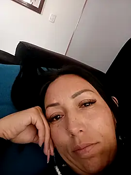 Snapshot of Laura_martin_ chatting on 03-03-25, 05:41 Laura martin online show from 03-03-25, 05:41