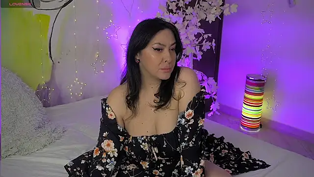 GracyJee online show from 05-19-26, 07:59