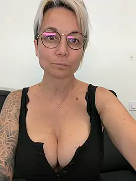 marinella07 online show from 06-21-26, 11:27