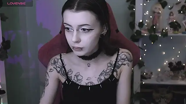 prettybones online show from 06-04-26, 11:31