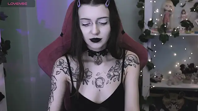 prettybones online show from 06-11-26, 12:32