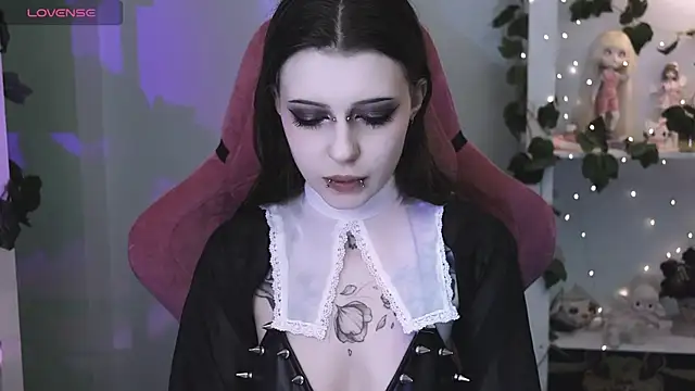 prettybones online show from 05-04-26, 10:12