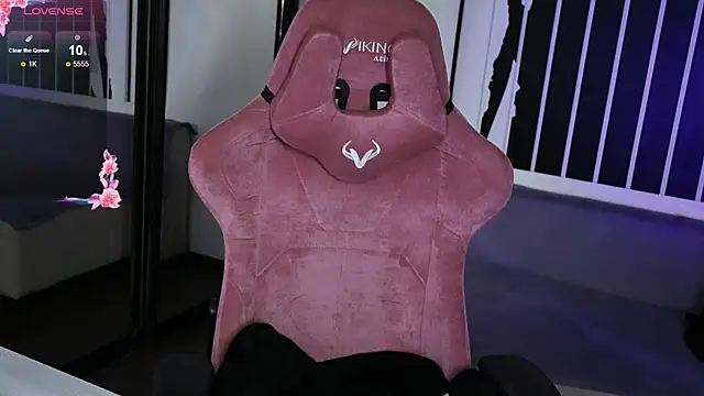 prettybones online show from 10-13-25, 09:05