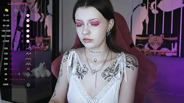 prettybones online show from 01-02-25, 11:09