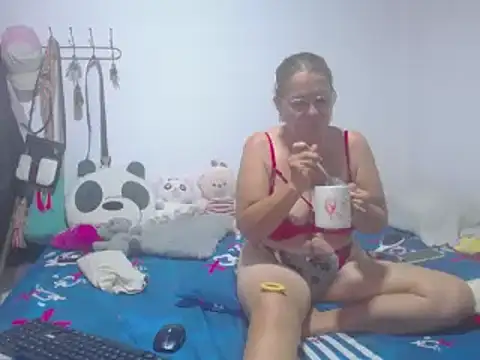 Stepmom slut 50 online show from 03-21-25, 12:07