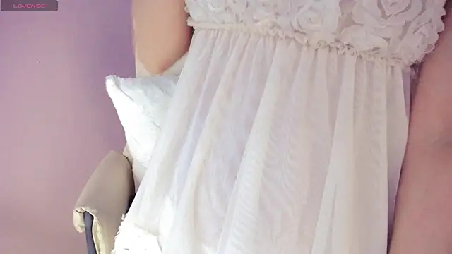   18Angel   online show from 10-25-25, 06:19