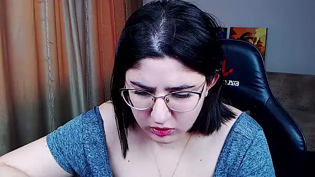 Snapshot of Crazy_Bunya chatting on 02-21-25, 02:06 Crazy Bunya online show from 02-21-25, 02:06