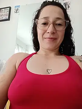 emilypoppy3 online show from 05-24-26, 12:49