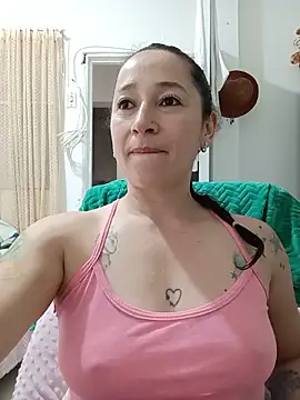 emilypoppy3 online show from 06-03-26, 08:46