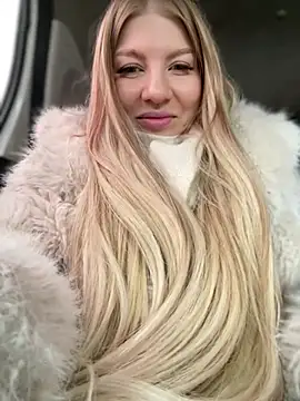 Snapshot of NewLale chatting on 02-22-25, 03:56 NewLale online show from 02-22-25, 03:56