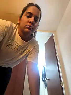 DeboraEvans online show from 10-29-25, 03:22