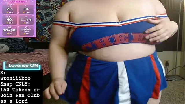 Snapshot of Stoniiiboo chatting on 12-20-25, 01:36 Stoniiiboo online show from 12-20-25, 01:36