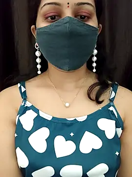 Angleannie online show from 07-16-26, 03:31