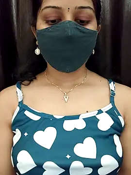 Angleannie online show from 04-16-26, 04:41