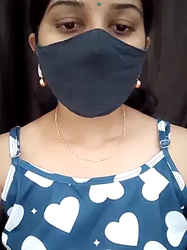 Angleannie online show from 11-20-25, 01:01