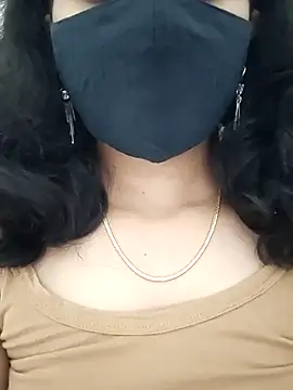 Snapshot of Angleannie chatting on 10-06-25, 04:30 Angleannie online show from 10-06-25, 04:30