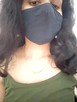 Snapshot of Angleannie chatting on 10-16-25, 04:15 Angleannie online show from 10-16-25, 04:15